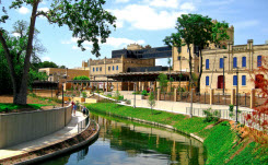 san-antonio-water-system-thumbnail Daytime view of the riverwalk in San Antonio, Texas