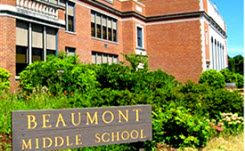 Daytime exterior of Beaumont Middle School in Portland, Oregon