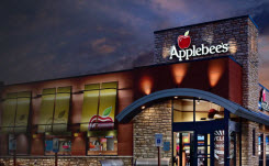 Night time exterior view of an Applebee's restaurant