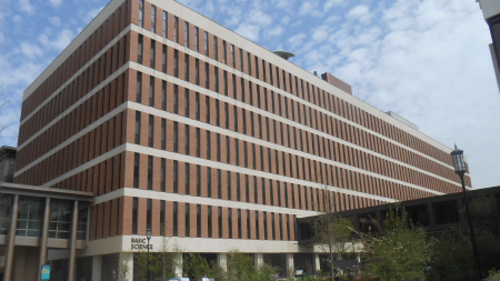 Daytime view of a hospital building at Medical University of South Carolina