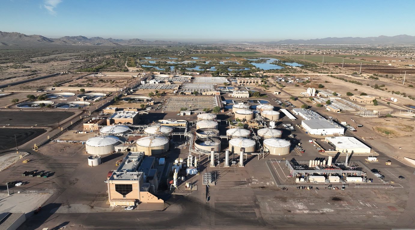 Daytime aerial view of a renewable natural gas recovery and processing facility