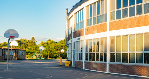 Daytime view of the back of an elementary school
